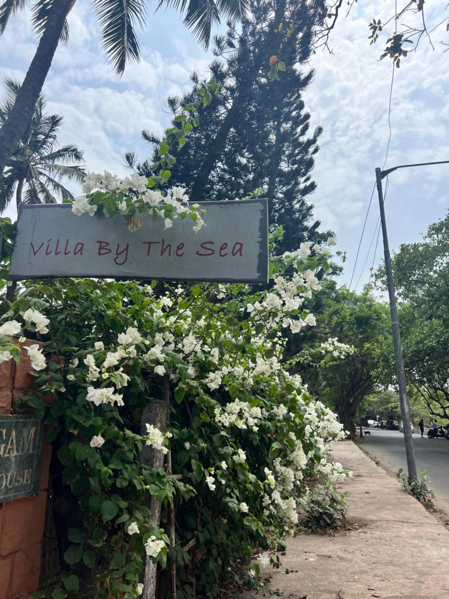 Villa By The Sea Мумбаи Экстерьер фото